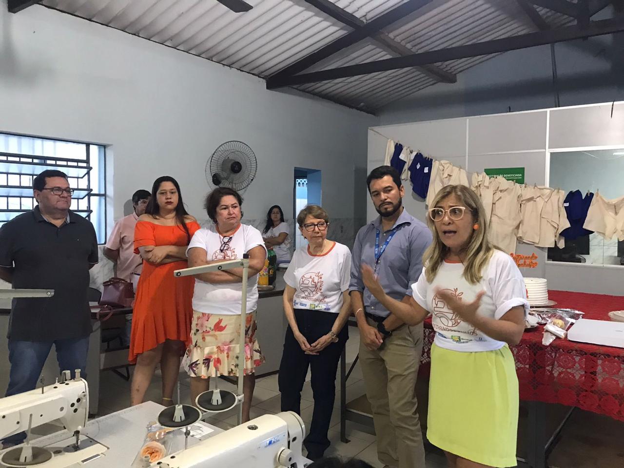 Aula de costura — Costurando Sonhos